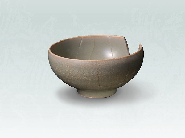 青瓷盞 Celadon tea bowl
