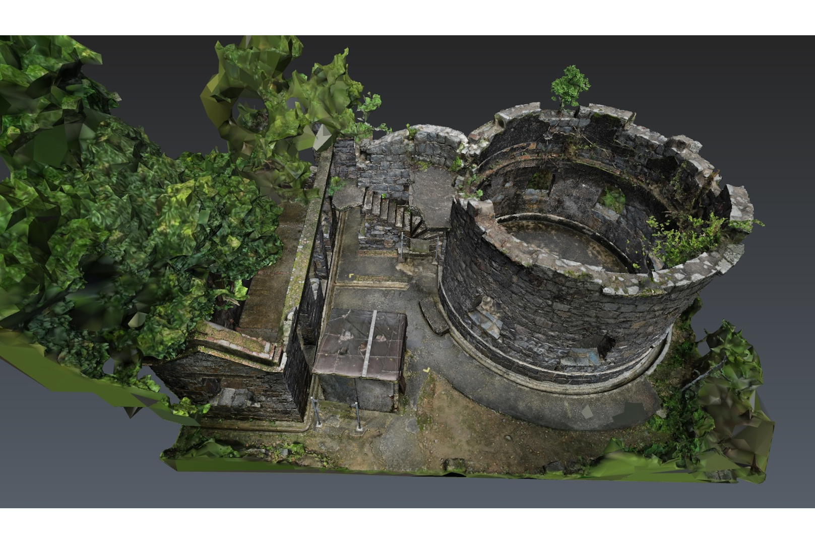 古物古蹟辦事處團隊運用精準度達毫米級的三維激光掃描器收集數據，塑造西貢調景嶺茅湖山觀測台的三維數碼模型。