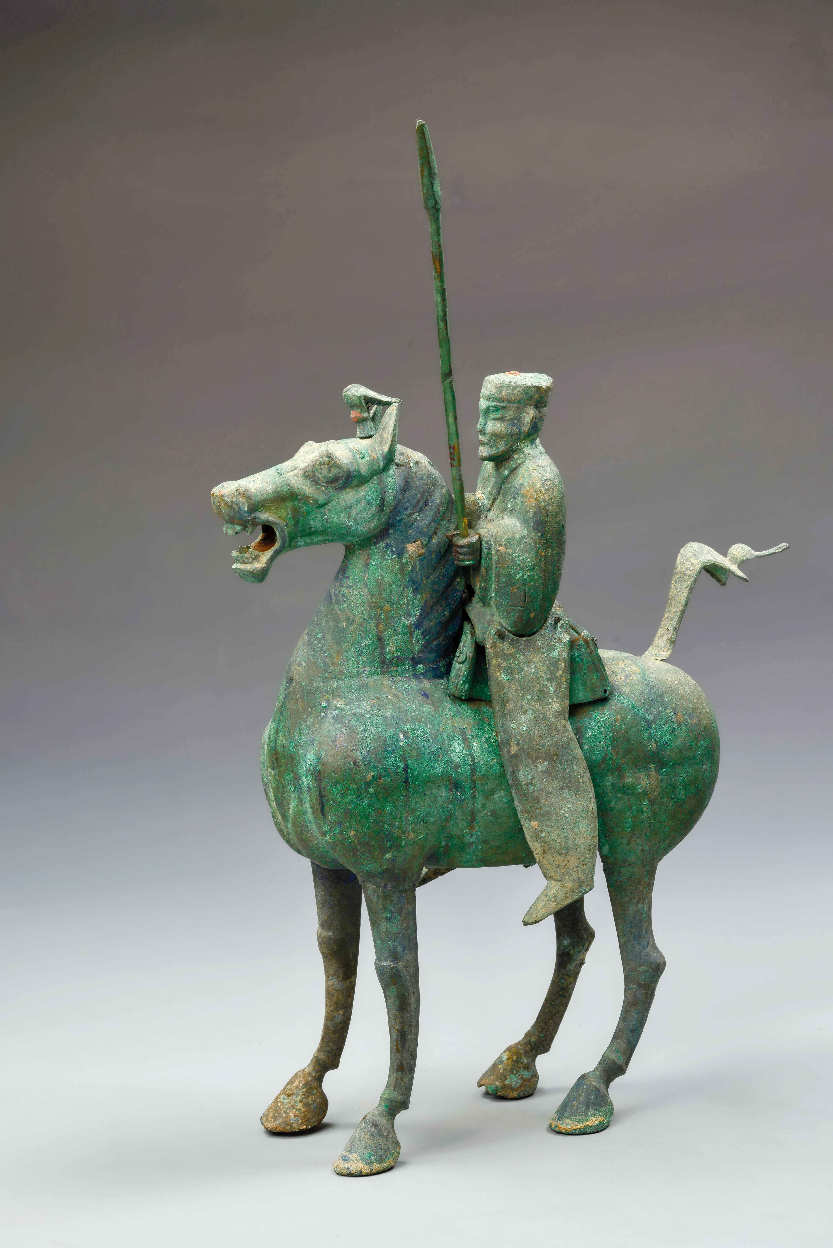 持矛銅騎士俑