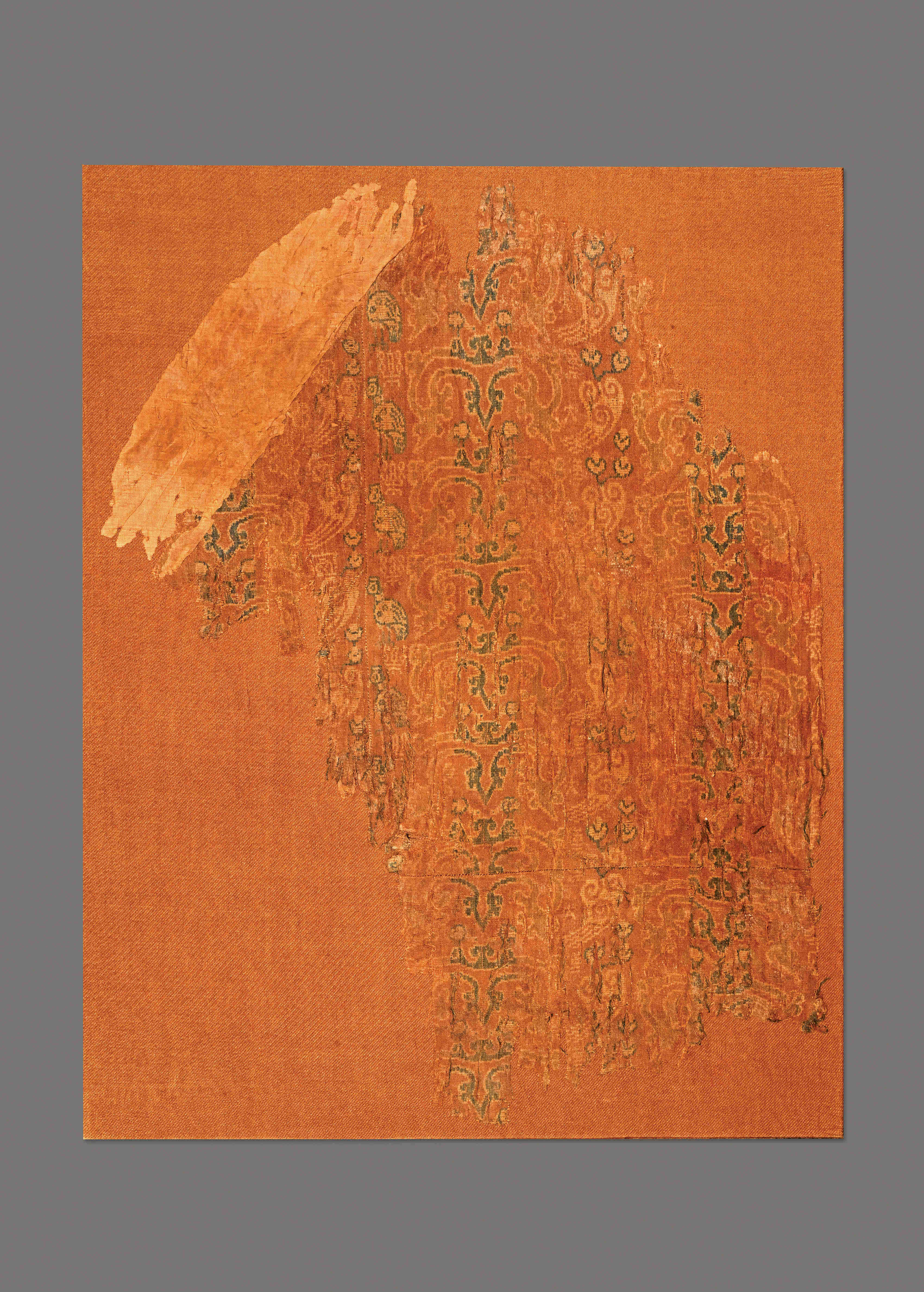 「大汉乐安」织锦残片