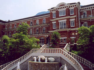 Eliot Hall and May Hall, The University of Hong Kong