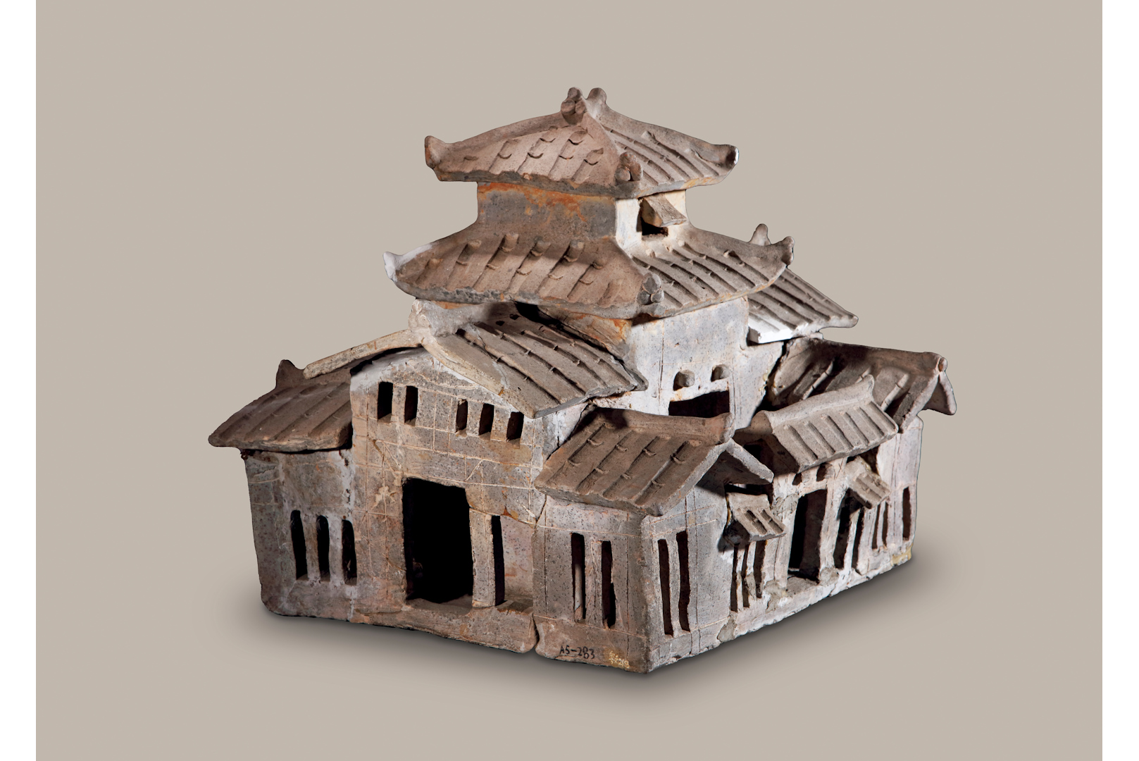 从陶屋明器解构汉代建筑
