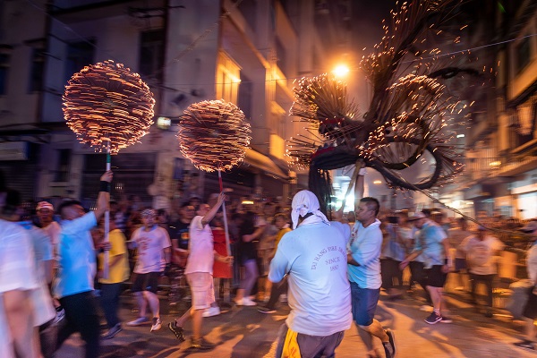 中秋火龍再現大坑
