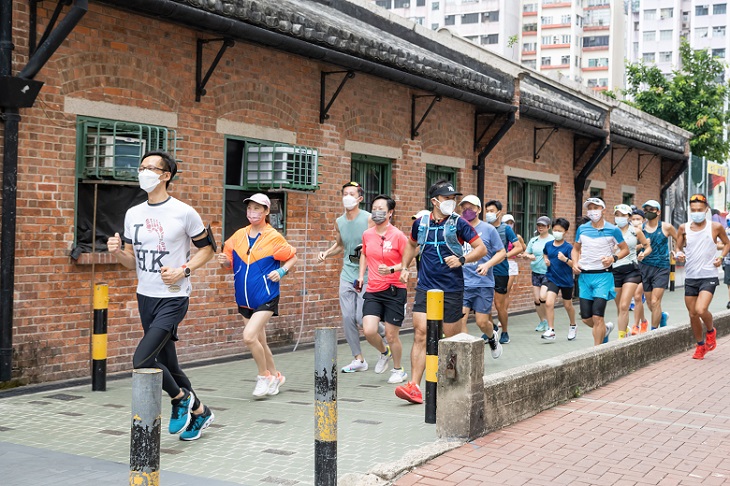跑手們用雙腿享受一次歷史旅程