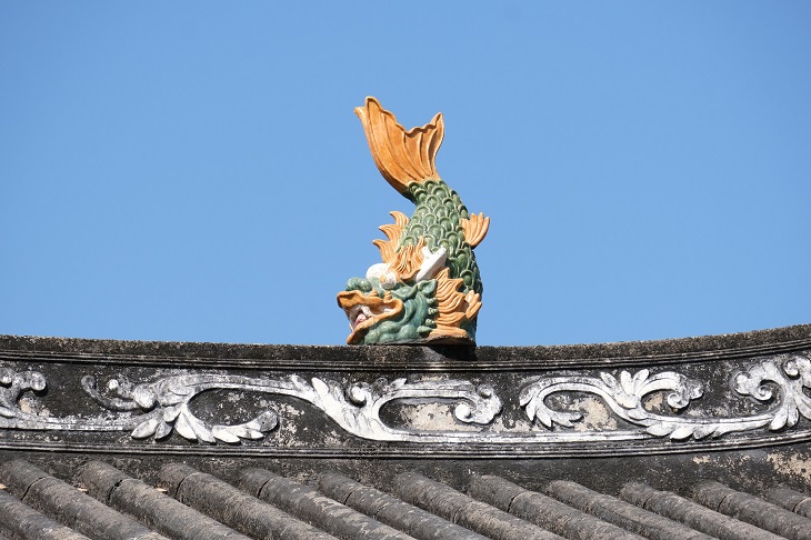 鄧氏宗祠屋脊上的鰲魚裝飾,形態優美,藉助無人機做三維掃描,效率可大大提高。