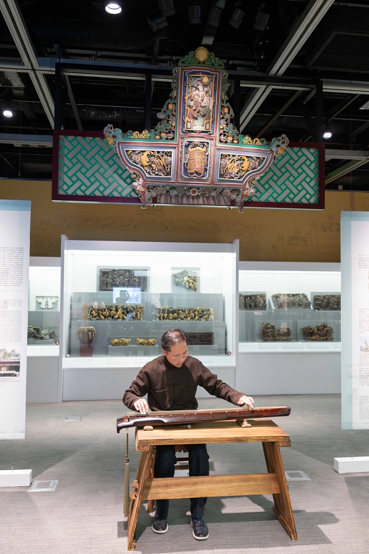 同樂日還有展場古琴演奏,清澈琴音讓觀眾在參觀展覽時感受多一份寧靜,發思古之幽情。