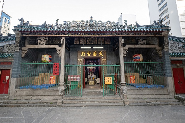 油麻地天后古廟迄立眾坊街逾140年,見證該區地貌及文化變遷。