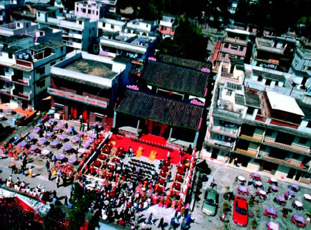 Award Presentation Ceremony at King Law Ka Shuk 