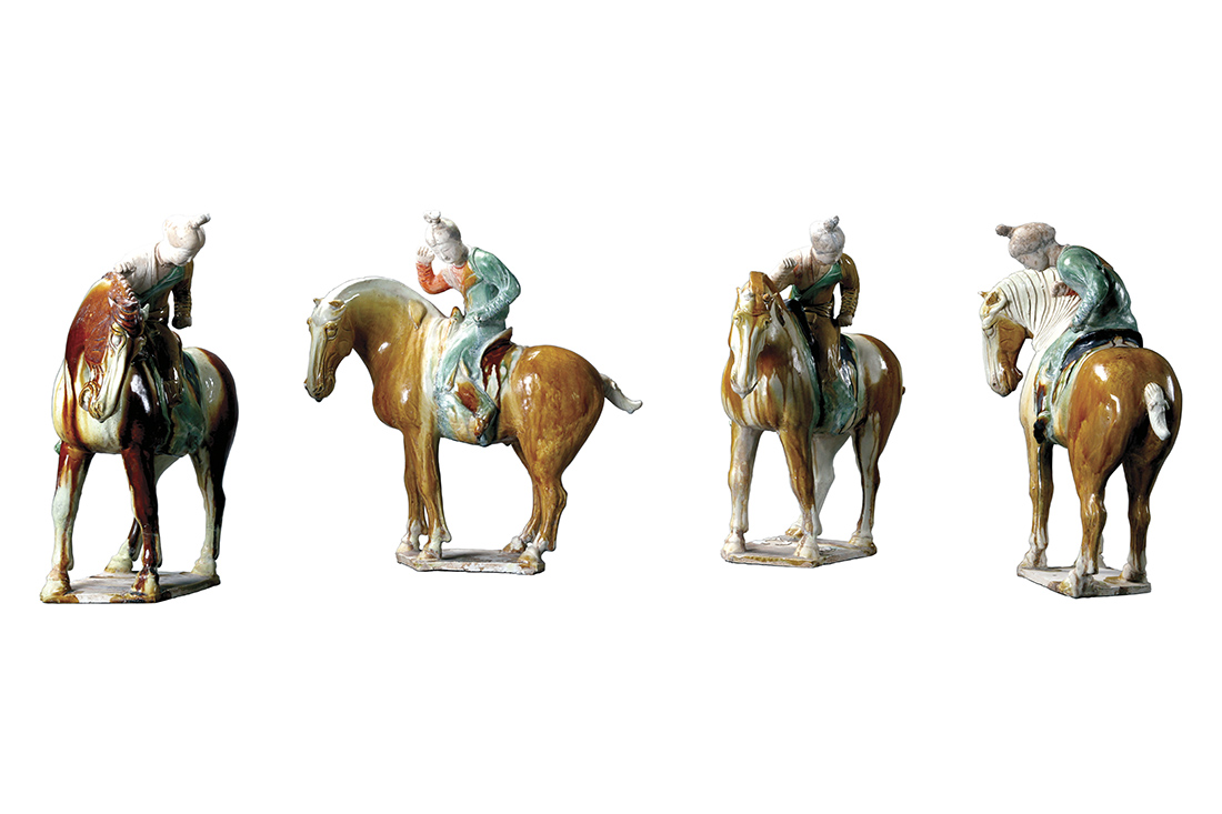 三彩打馬球俑（一套四件）