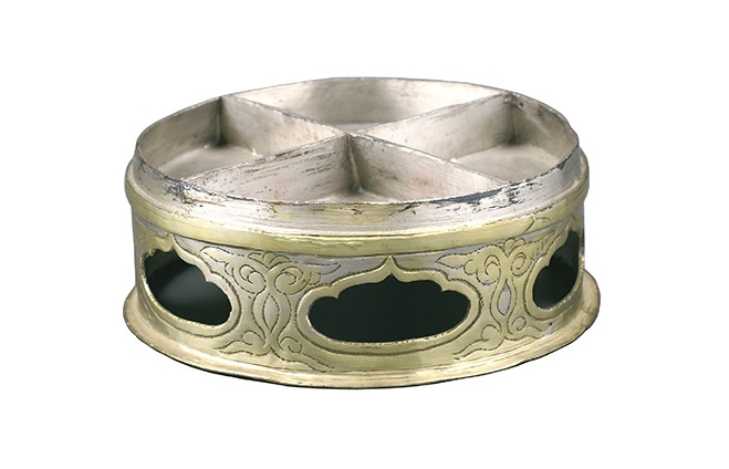 鎏金壼門座銀波羅子