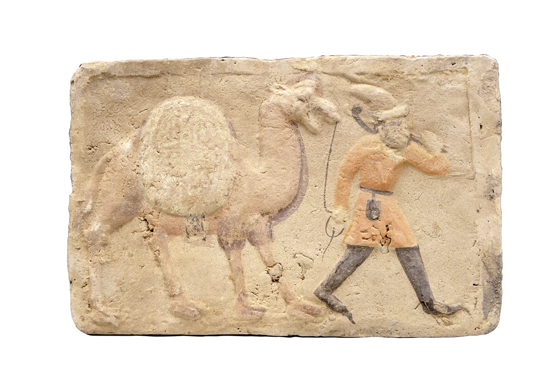 模印彩繪胡商牽駝畫像磚