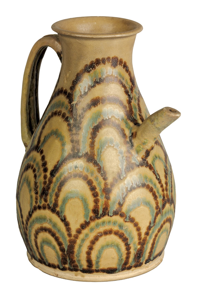 長沙窰青釉褐綠彩聯珠山巒紋執壺